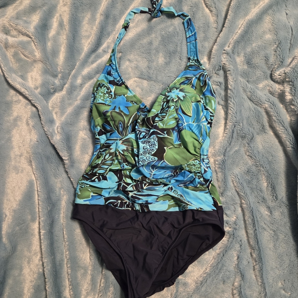 Shape Detector Sz 14 Swimsuit